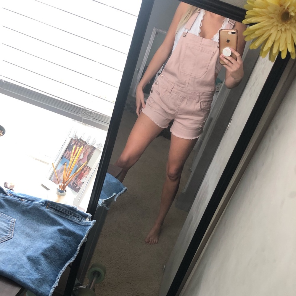 Light pink overalls!